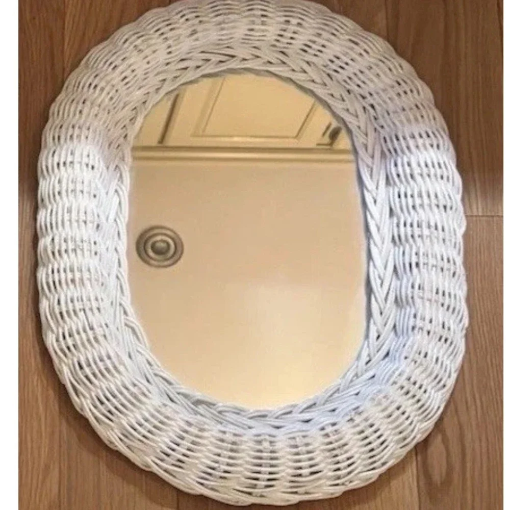 Pier 1 Imports White Wicker Oval Wall Mirror Coastal Cottage Decor 13x10